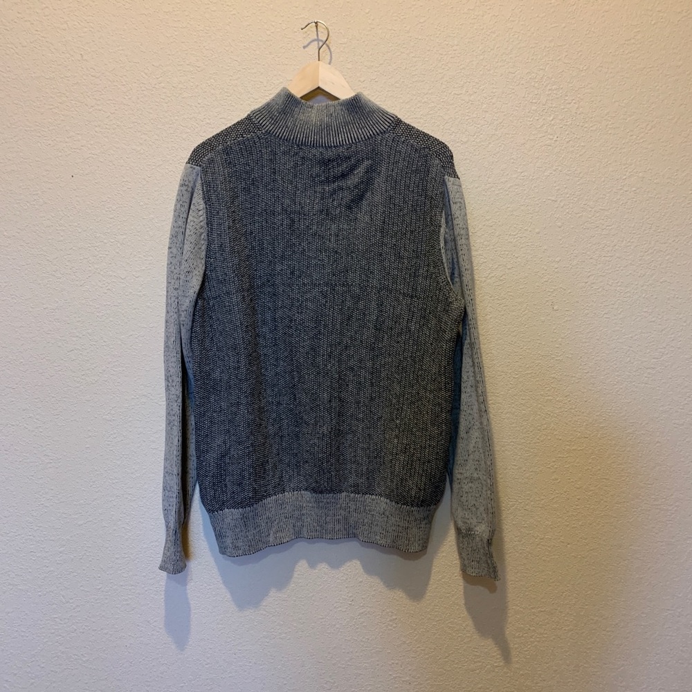 Guess Sweater - Picture 8 of 9